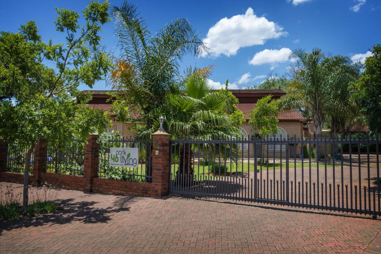 Park Living Guesthouse Bloemfontein Exterior foto